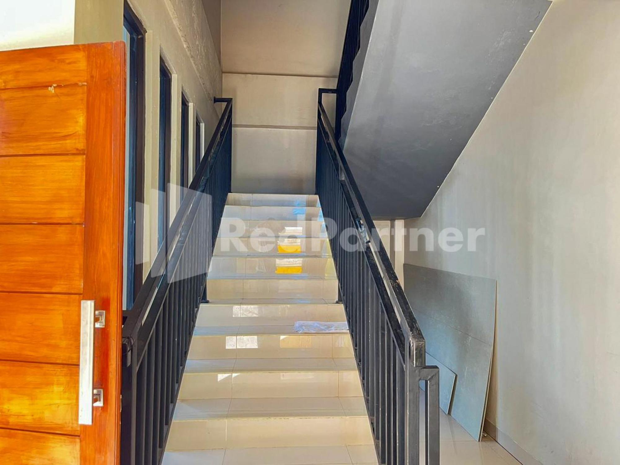 Hotel Andono Near Yia Mitra Reddoorz Temon Exteriör bild